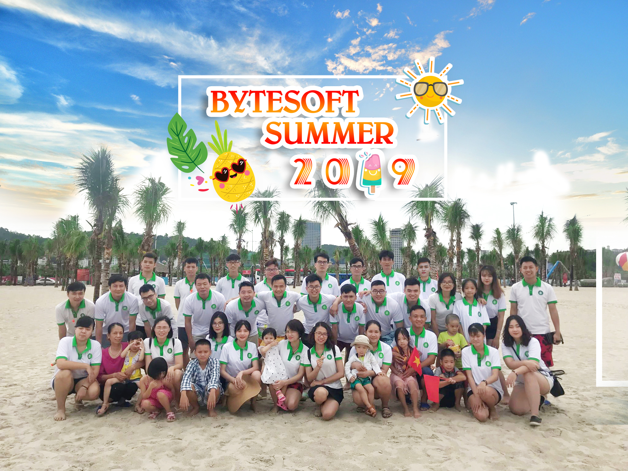 Having fun in Halong Bay with Bytesofter